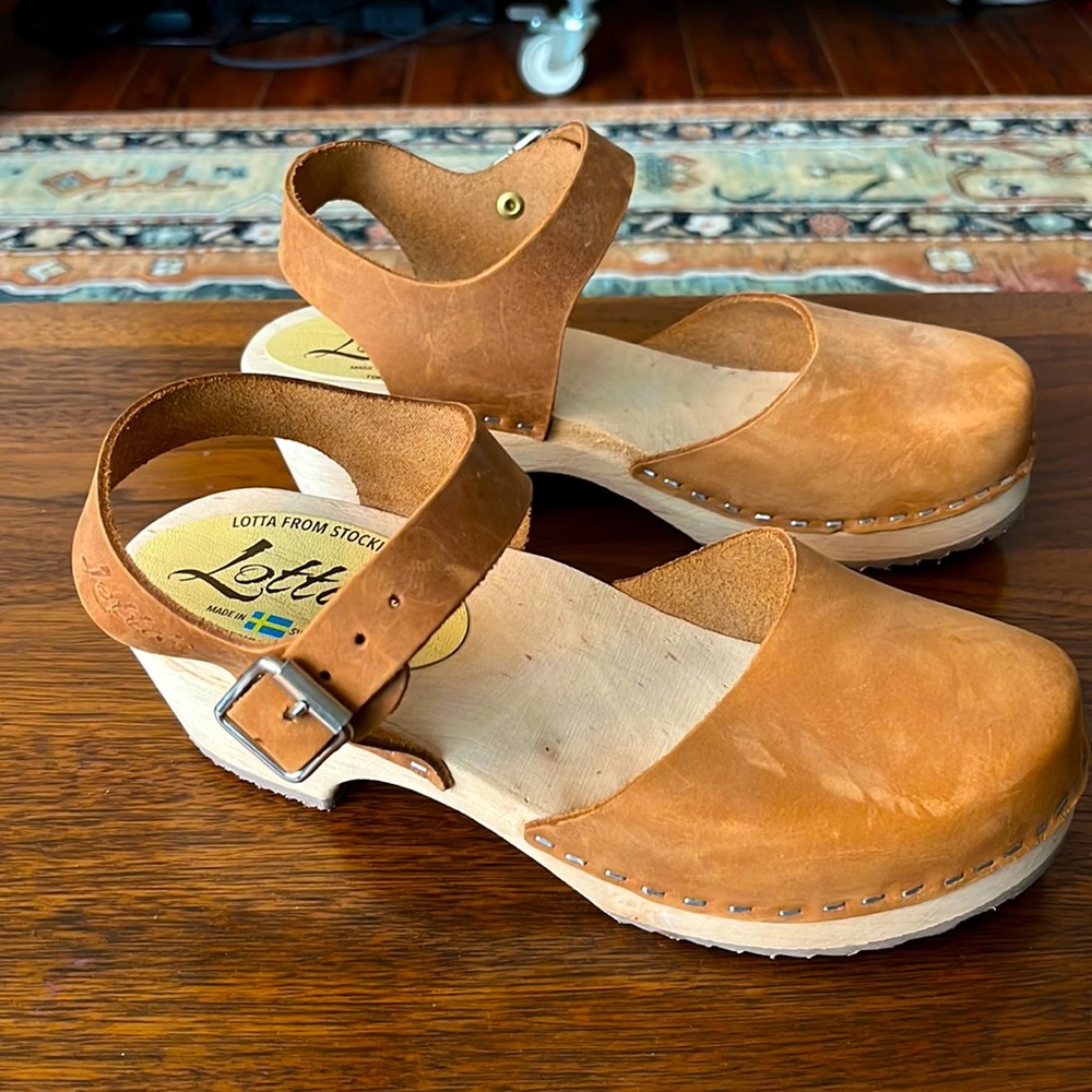 Lotta’s from Stockholm. Size 6